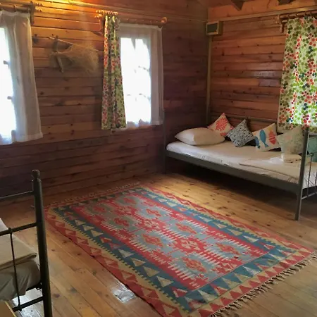 Πάρκο διακοπών Kizilbuk Ahsap Evleri 3*