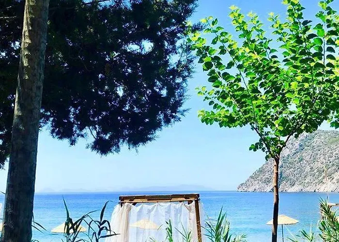 Kizilbuk Ahsap Evleri Tatil parkı Datça