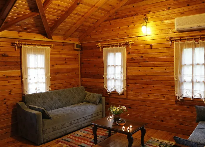 Kizilbuk Ahsap Evleri Tatil parkı Datça